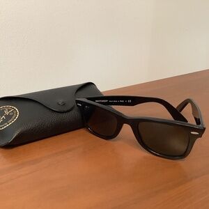 Ray-Ban Wayfarer Sunglasses